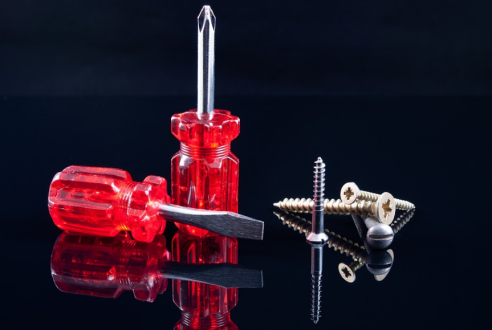 Comment bien choisir des vis adaptés à vos travaux ?