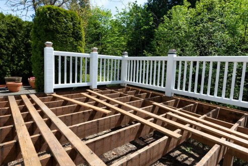 L&rsquo;importance de l&rsquo;étanchéité et du drainage pour une terrasse en bois durable