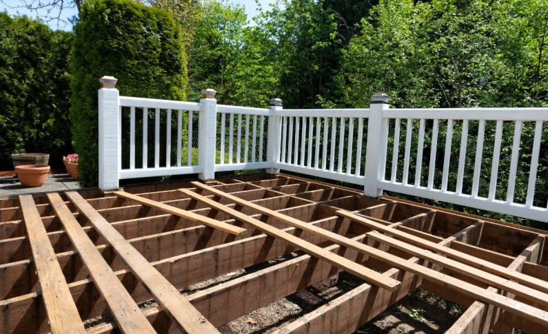 L’importance de l’étanchéité et du drainage pour une terrasse en bois durable