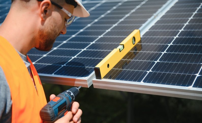 Comment estimer le rendement de l’installation de panneaux solaires sur votre toit ?