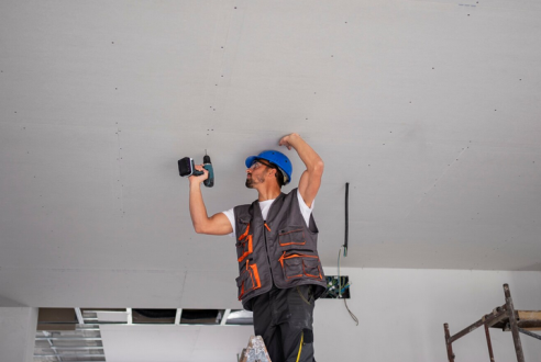 Cacher un linteau acier dans l&rsquo;épaisseur du plafond