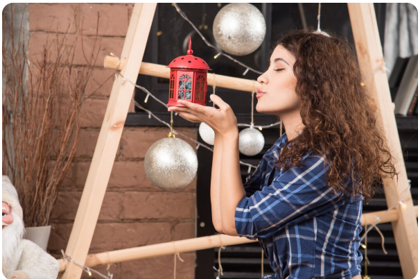 Installer une guirlande lumineuse extérieure en toute sécurité