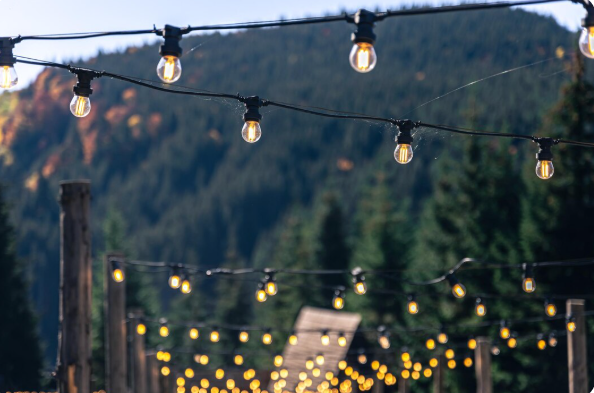 Comment réparer une guirlande lumineuse extérieure ?