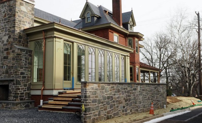 Comment réaliser les fondations d&rsquo;une extension accolée à la maison ?