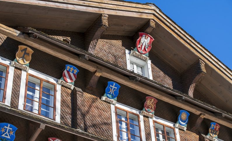 Façade en pierre ou enduit : quel revêtement choisir pour votre style ?