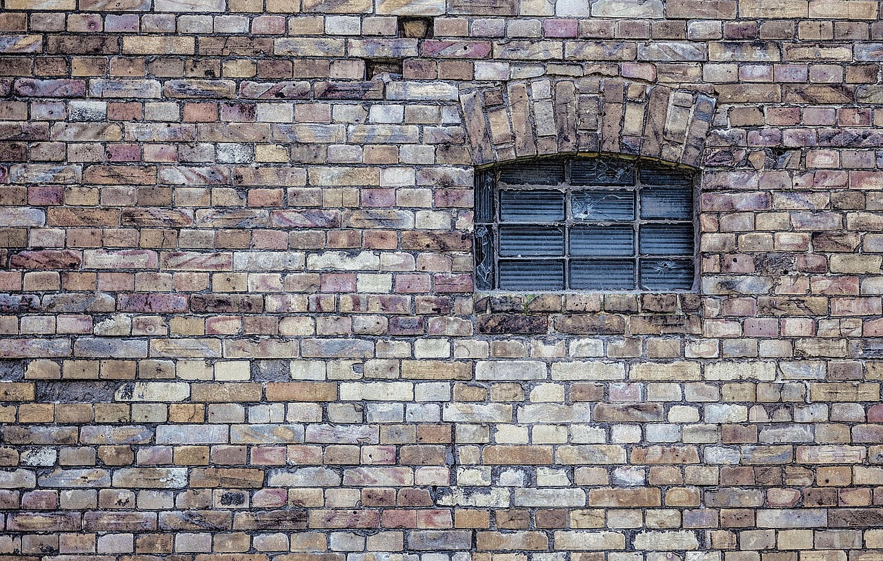 découvrez l'art de la maçonnerie : techniques, conseils et astuces pour construire des structures solides et durables.