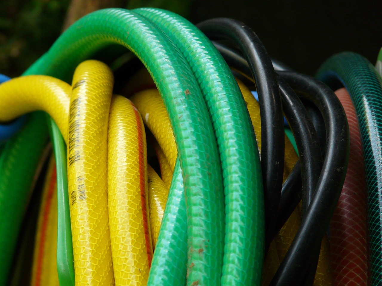 découvrez notre gamme de tuyaux pneumatiques de haute qualité, résistants et flexibles, idéaux pour vos applications industrielles et techniques.
