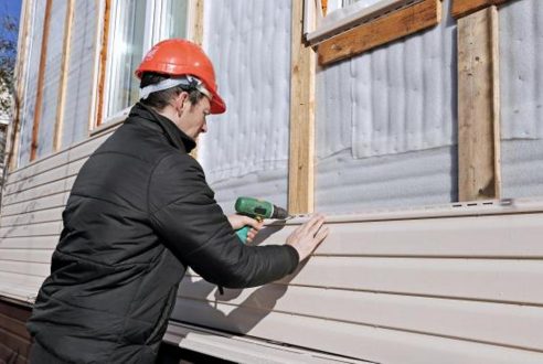 Pose verticale avec couvre-joint : le style grange rénovée