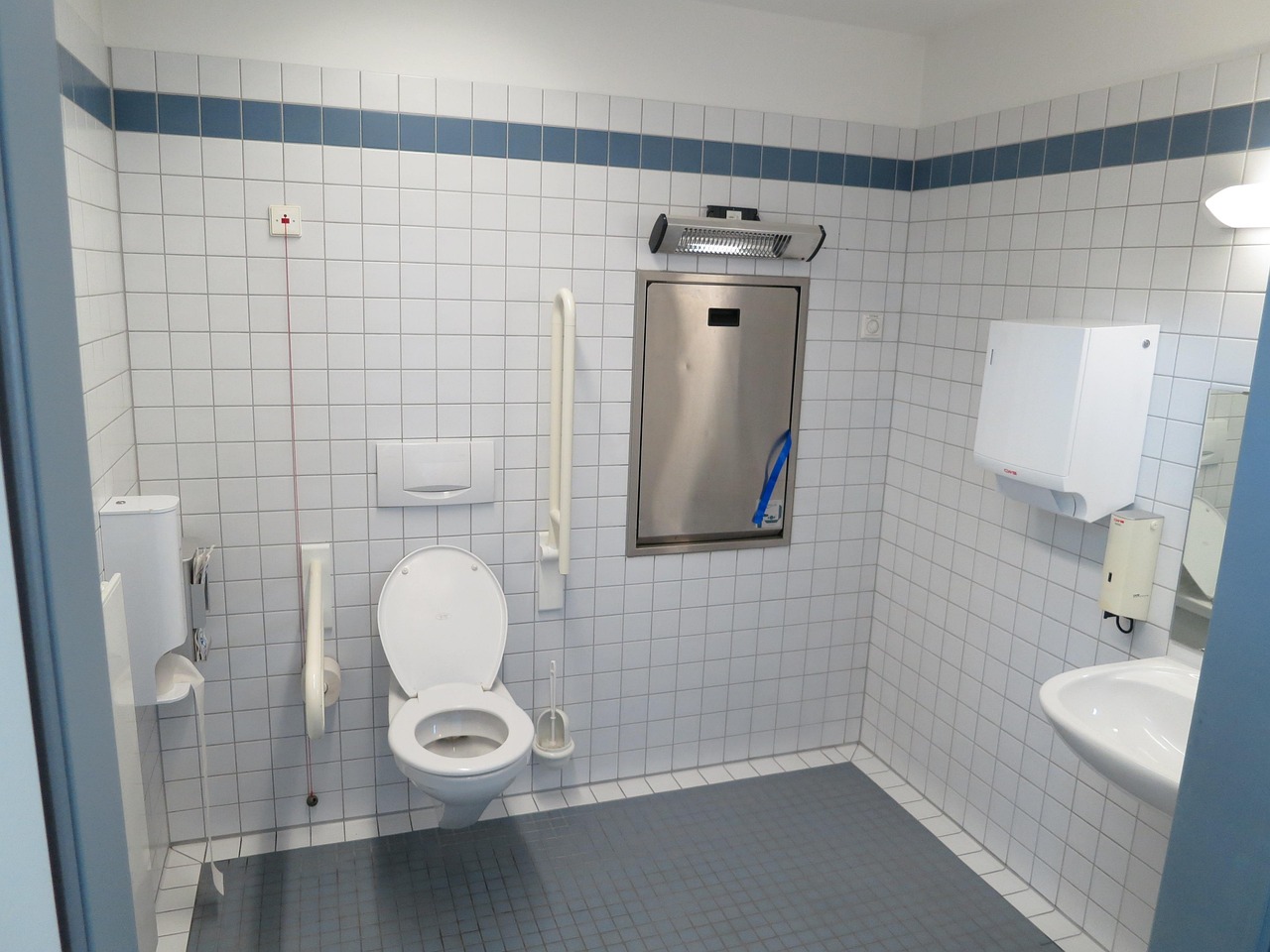 découvrez le siège de toilette japonais, alliant technologie avancée et confort pour une expérience hygiénique et agréable.